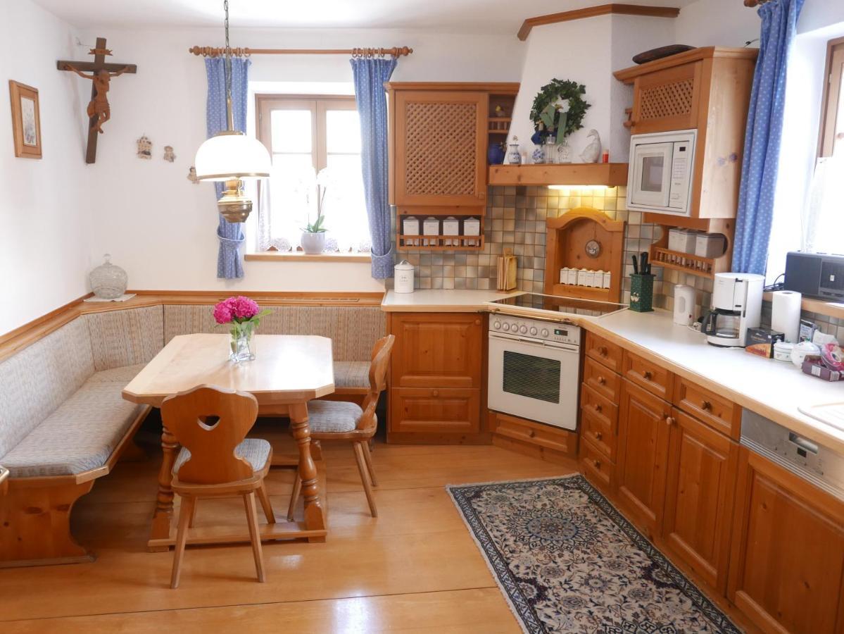 Stadtwohnung Franz Bis 6 Personen Hallein Bei Salzburg Exterior photo